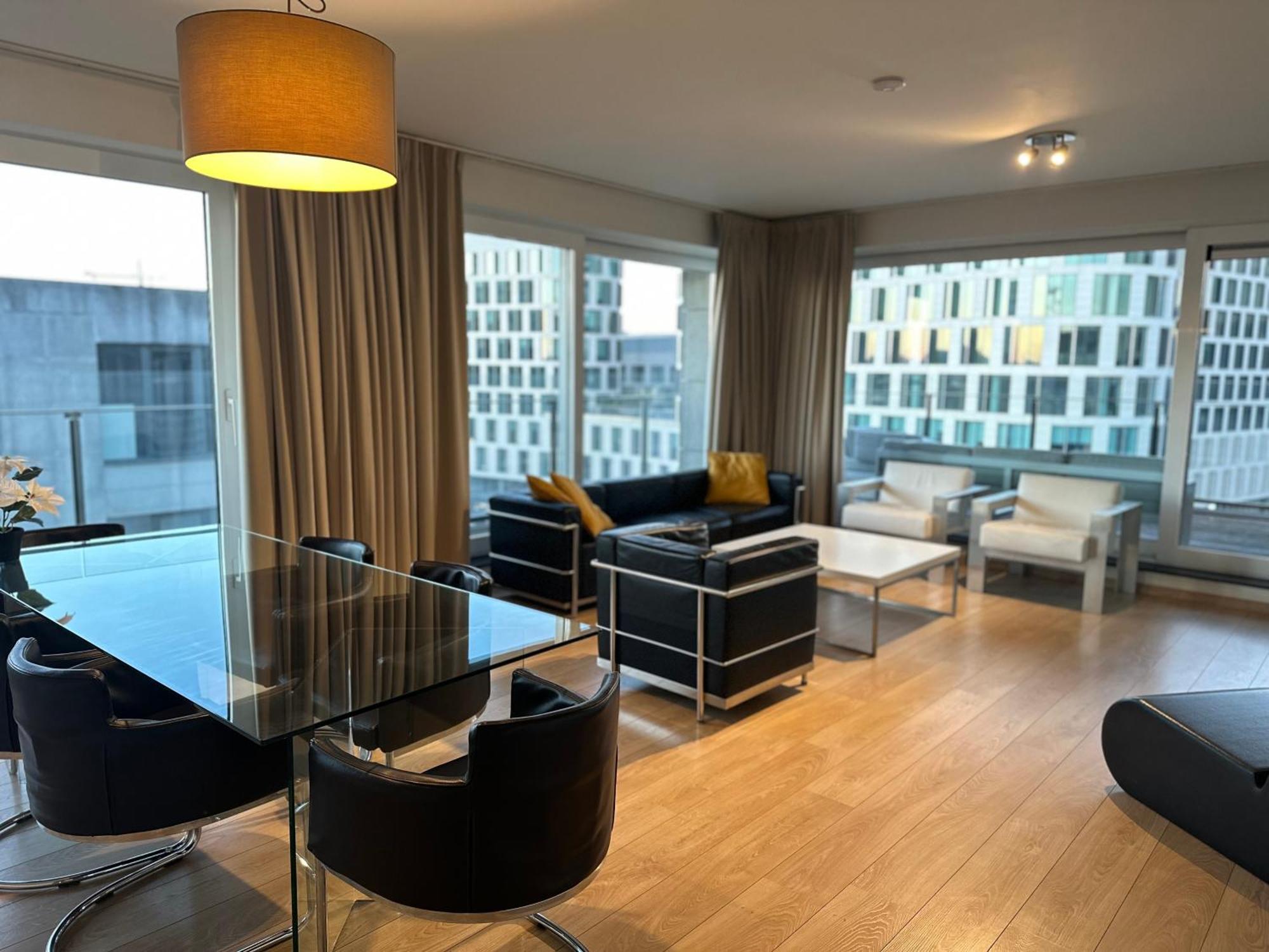 Apartment With Balcony In Brussels Center Bruxelas Exterior foto