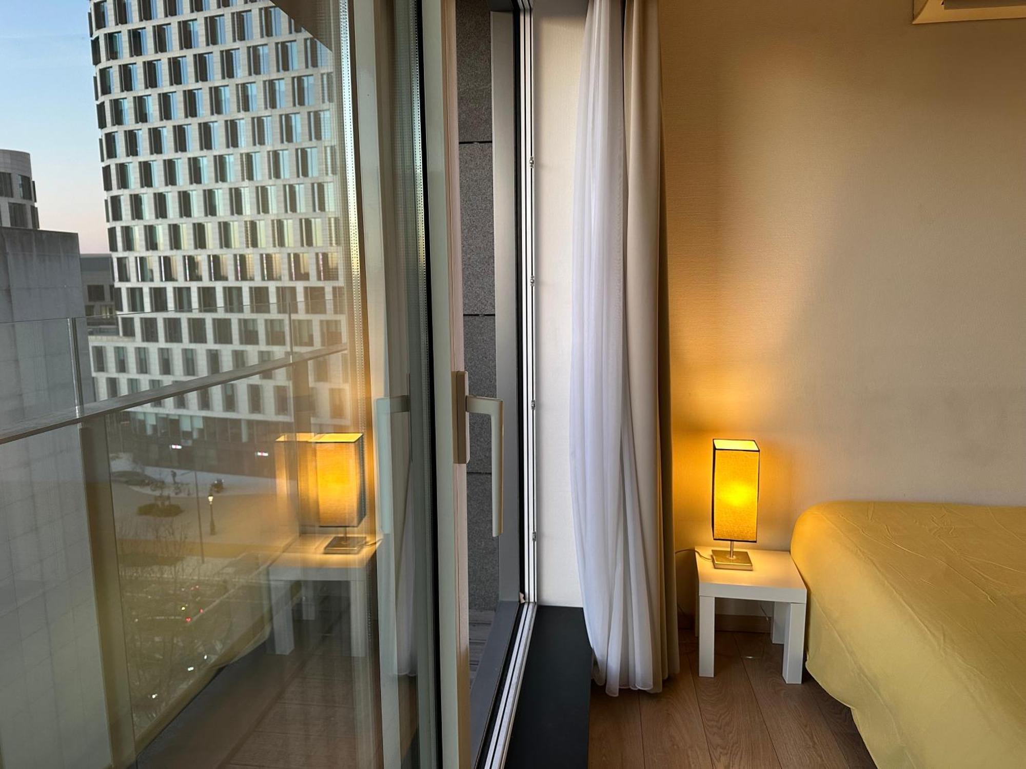 Apartment With Balcony In Brussels Center Bruxelas Exterior foto