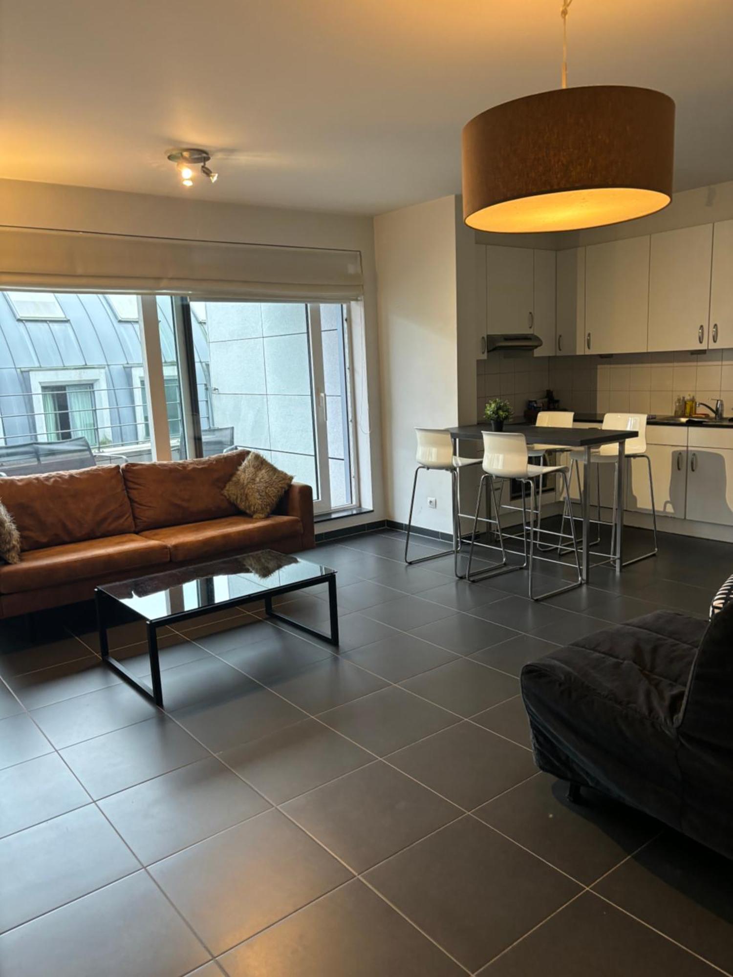 Apartment With Balcony In Brussels Center Bruxelas Exterior foto